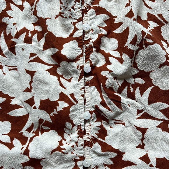 Universal Threadz - Picture 5 of 5